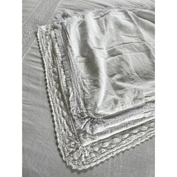 Rachel Ashwell Simply Shabby Chic TargetWhite Duvet Cover with Crochet Detail